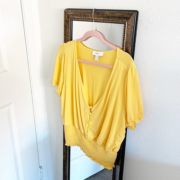 Forever 21 Plus golden ruched button down top - Picture 1 of 4